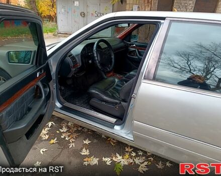 Серый Мерседес С Класс, объемом двигателя 3.2 л и пробегом 407 тыс. км за 3500 $, фото 3 на Automoto.ua