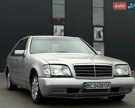 Серый Мерседес С Класс, объемом двигателя 3.2 л и пробегом 407 тыс. км за 3300 $, фото 3 на Automoto.ua