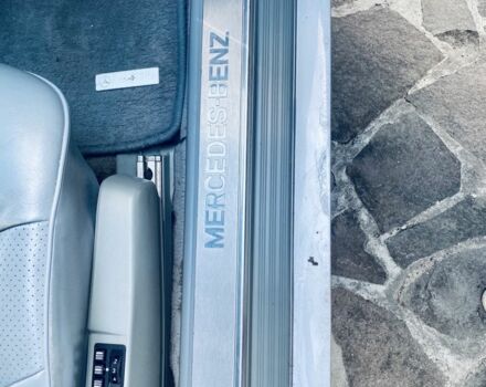 Сірий Мерседес С Клас, об'ємом двигуна 4.2 л та пробігом 281 тис. км за 7500 $, фото 10 на Automoto.ua