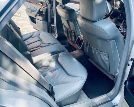 Сірий Мерседес С Клас, об'ємом двигуна 4.2 л та пробігом 281 тис. км за 7500 $, фото 14 на Automoto.ua