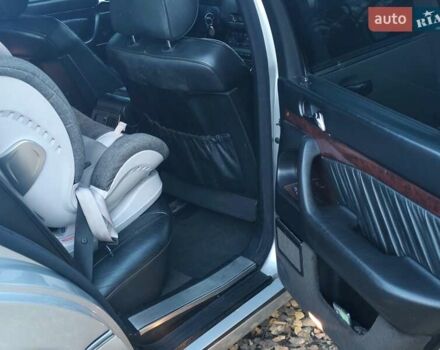 Серый Мерседес С Класс, объемом двигателя 3 л и пробегом 390 тыс. км за 8200 $, фото 5 на Automoto.ua