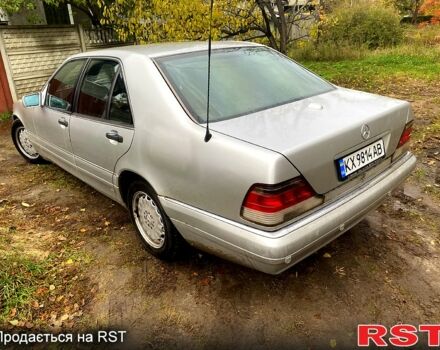 Серый Мерседес С Класс, объемом двигателя 4.2 л и пробегом 325 тыс. км за 3800 $, фото 4 на Automoto.ua