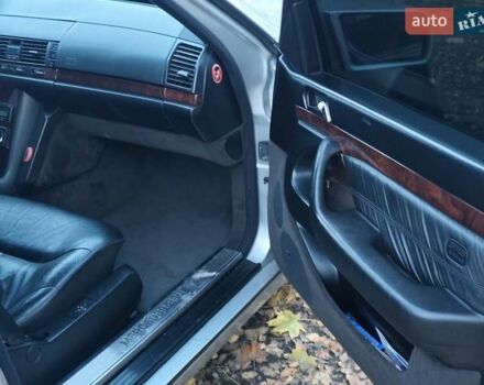 Серый Мерседес С Класс, объемом двигателя 3 л и пробегом 390 тыс. км за 8200 $, фото 3 на Automoto.ua