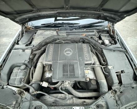 Серый Мерседес С Класс, объемом двигателя 4.2 л и пробегом 300 тыс. км за 3400 $, фото 10 на Automoto.ua