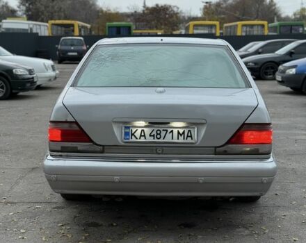 Серый Мерседес С Класс, объемом двигателя 4.2 л и пробегом 300 тыс. км за 3400 $, фото 4 на Automoto.ua