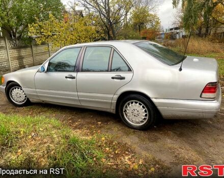 Серый Мерседес С Класс, объемом двигателя 4.2 л и пробегом 325 тыс. км за 3800 $, фото 6 на Automoto.ua