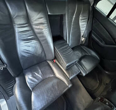 Серый Мерседес С Класс, объемом двигателя 4.27 л и пробегом 333 тыс. км за 5000 $, фото 15 на Automoto.ua