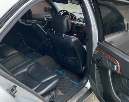 Сірий Мерседес С Клас, об'ємом двигуна 3.2 л та пробігом 348 тис. км за 3500 $, фото 11 на Automoto.ua