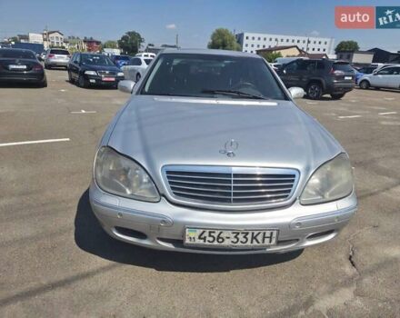 Сірий Мерседес С Клас, об'ємом двигуна 3.2 л та пробігом 300 тис. км за 2950 $, фото 4 на Automoto.ua