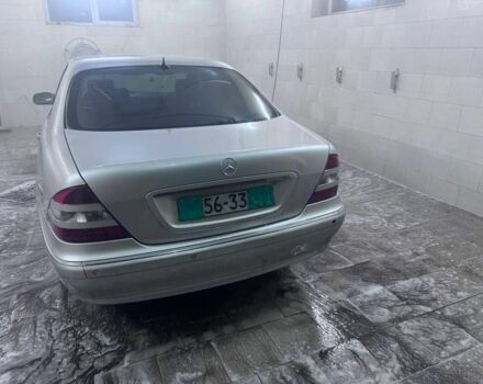 Серый Мерседес С Класс, объемом двигателя 3.2 л и пробегом 356 тыс. км за 4000 $, фото 2 на Automoto.ua