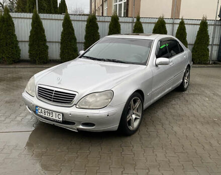 Сірий Мерседес С Клас, об'ємом двигуна 3.2 л та пробігом 348 тис. км за 3500 $, фото 1 на Automoto.ua