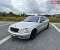Серый Мерседес С Класс, объемом двигателя 4.27 л и пробегом 370 тыс. км за 3200 $, фото 1 на Automoto.ua
