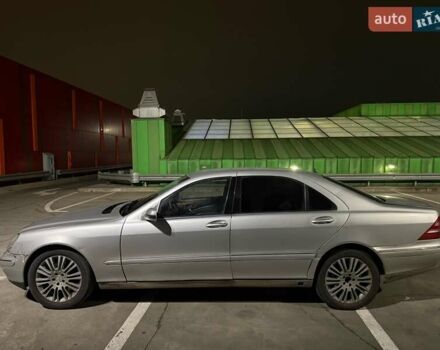 Сірий Мерседес С Клас, об'ємом двигуна 4.3 л та пробігом 399 тис. км за 3400 $, фото 2 на Automoto.ua