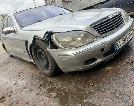 Серый Мерседес С Класс, объемом двигателя 3.2 л и пробегом 260 тыс. км за 2000 $, фото 1 на Automoto.ua