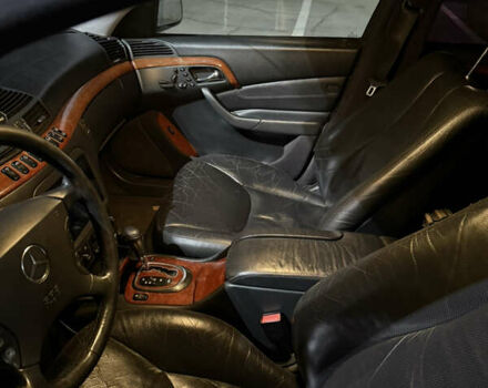 Сірий Мерседес С Клас, об'ємом двигуна 4.3 л та пробігом 399 тис. км за 3400 $, фото 11 на Automoto.ua