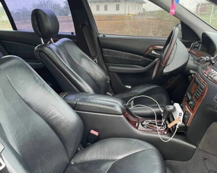 Серый Мерседес С Класс, объемом двигателя 5 л и пробегом 419 тыс. км за 3499 $, фото 5 на Automoto.ua