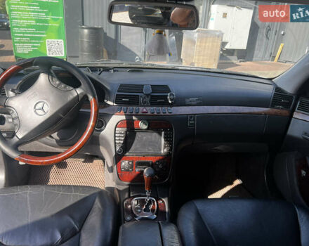 Сірий Мерседес С Клас, об'ємом двигуна 3.2 л та пробігом 320 тис. км за 8999 $, фото 4 на Automoto.ua