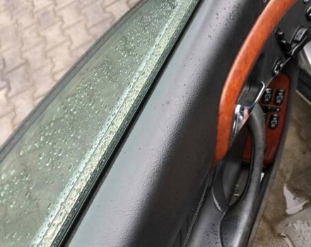 Сірий Мерседес С Клас, об'ємом двигуна 3.2 л та пробігом 480 тис. км за 3700 $, фото 2 на Automoto.ua
