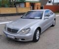 Серый Мерседес С Класс, объемом двигателя 3.2 л и пробегом 350 тыс. км за 5550 $, фото 1 на Automoto.ua