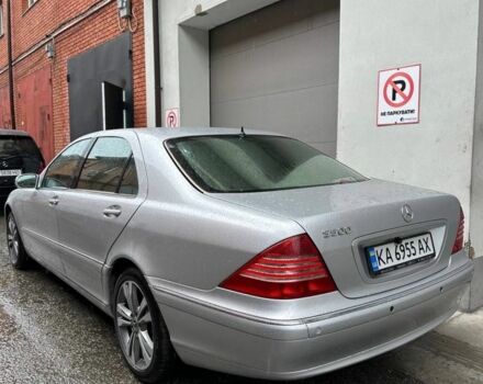 Сірий Мерседес С Клас, об'ємом двигуна 5 л та пробігом 418 тис. км за 5600 $, фото 1 на Automoto.ua