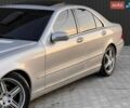 Серый Мерседес С Класс, объемом двигателя 4.3 л и пробегом 300 тыс. км за 3900 $, фото 4 на Automoto.ua