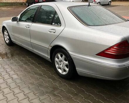 Сірий Мерседес С Клас, об'ємом двигуна 3.2 л та пробігом 480 тис. км за 3700 $, фото 1 на Automoto.ua