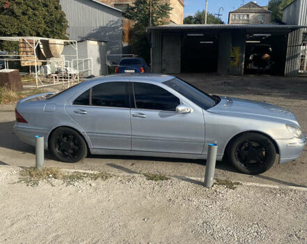 Серый Мерседес С Класс, объемом двигателя 3.22 л и пробегом 370 тыс. км за 5000 $, фото 7 на Automoto.ua