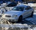 Сірий Мерседес С Клас, об'ємом двигуна 3.2 л та пробігом 400 тис. км за 5000 $, фото 1 на Automoto.ua