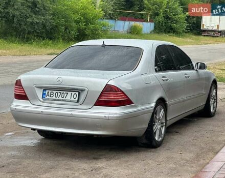 Серый Мерседес С Класс, объемом двигателя 3.2 л и пробегом 400 тыс. км за 6500 $, фото 1 на Automoto.ua