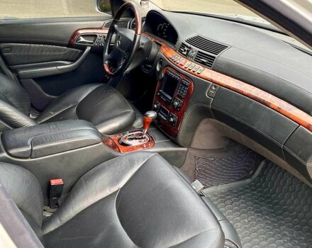 Мерседес С Класс 2000 в Киеве на Automoto.ua Серый Мерседес С Класс, объемом двигателя 6 л и пробегом 214 тыс. км за 6500 $, фото 5 на Automoto.ua