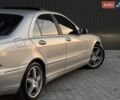 Серый Мерседес С Класс, объемом двигателя 4.3 л и пробегом 300 тыс. км за 3900 $, фото 13 на Automoto.ua