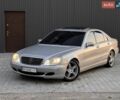 Серый Мерседес С Класс, объемом двигателя 4.3 л и пробегом 300 тыс. км за 3900 $, фото 2 на Automoto.ua