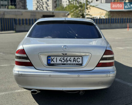 Сірий Мерседес С Клас, об'ємом двигуна 5 л та пробігом 132 тис. км за 3600 $, фото 4 на Automoto.ua