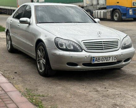 Серый Мерседес С Класс, объемом двигателя 3.2 л и пробегом 400 тыс. км за 6500 $, фото 5 на Automoto.ua