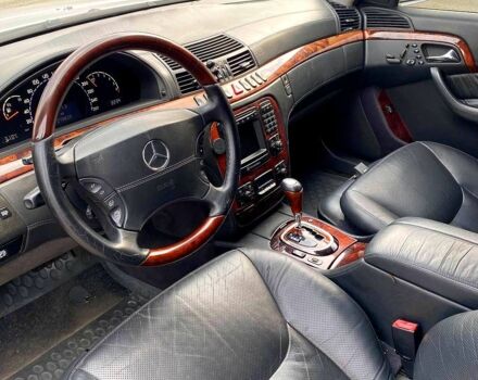 Мерседес С Класс 2000 в Киеве на Automoto.ua Серый Мерседес С Класс, объемом двигателя 6 л и пробегом 214 тыс. км за 6500 $, фото 3 на Automoto.ua