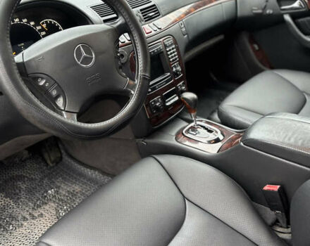 Сірий Мерседес С Клас, об'ємом двигуна 3.2 л та пробігом 498 тис. км за 3666 $, фото 13 на Automoto.ua