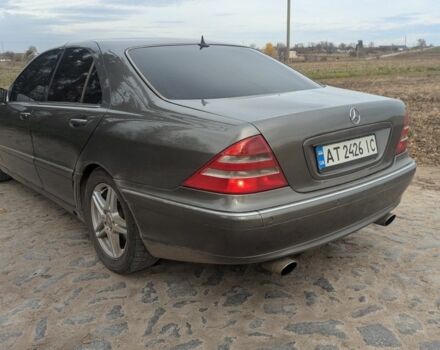 Серый Мерседес С Класс, объемом двигателя 3.2 л и пробегом 300 тыс. км за 2450 $, фото 2 на Automoto.ua