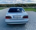 Серый Мерседес С Класс, объемом двигателя 2.7 л и пробегом 265 тыс. км за 5000 $, фото 1 на Automoto.ua
