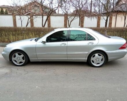 Серый Мерседес С Класс, объемом двигателя 5 л и пробегом 280 тыс. км за 4799 $, фото 9 на Automoto.ua