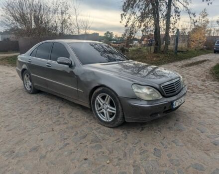 Серый Мерседес С Класс, объемом двигателя 3.2 л и пробегом 300 тыс. км за 2450 $, фото 6 на Automoto.ua