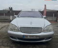 Серый Мерседес С Класс, объемом двигателя 4 л и пробегом 520 тыс. км за 5500 $, фото 1 на Automoto.ua
