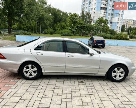 Серый Мерседес С Класс, объемом двигателя 3.2 л и пробегом 280 тыс. км за 6099 $, фото 4 на Automoto.ua