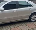 Серый Мерседес С Класс, объемом двигателя 3.2 л и пробегом 400 тыс. км за 4900 $, фото 4 на Automoto.ua