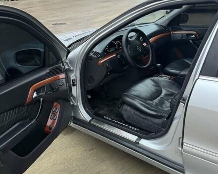 Сірий Мерседес С Клас, об'ємом двигуна 3.2 л та пробігом 465 тис. км за 5300 $, фото 4 на Automoto.ua