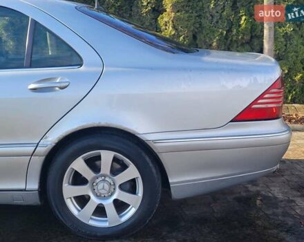Сірий Мерседес С Клас, об'ємом двигуна 3.2 л та пробігом 300 тис. км за 4300 $, фото 17 на Automoto.ua