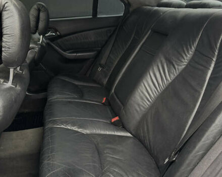 Серый Мерседес С Класс, объемом двигателя 3.2 л и пробегом 313 тыс. км за 3950 $, фото 14 на Automoto.ua