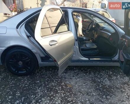 Сірий Мерседес С Клас, об'ємом двигуна 3.2 л та пробігом 350 тис. км за 4500 $, фото 13 на Automoto.ua