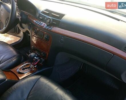 Сірий Мерседес С Клас, об'ємом двигуна 3.2 л та пробігом 350 тис. км за 4500 $, фото 10 на Automoto.ua