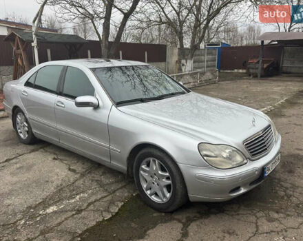 Сірий Мерседес С Клас, об'ємом двигуна 5 л та пробігом 420 тис. км за 6000 $, фото 3 на Automoto.ua