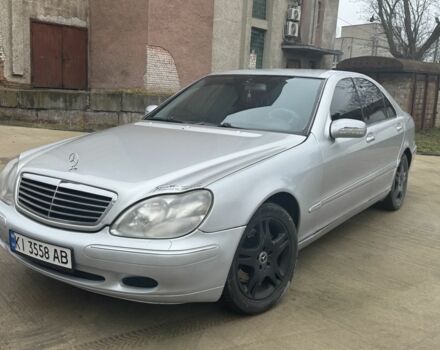 Серый Мерседес С Класс, объемом двигателя 3.2 л и пробегом 465 тыс. км за 5300 $, фото 2 на Automoto.ua